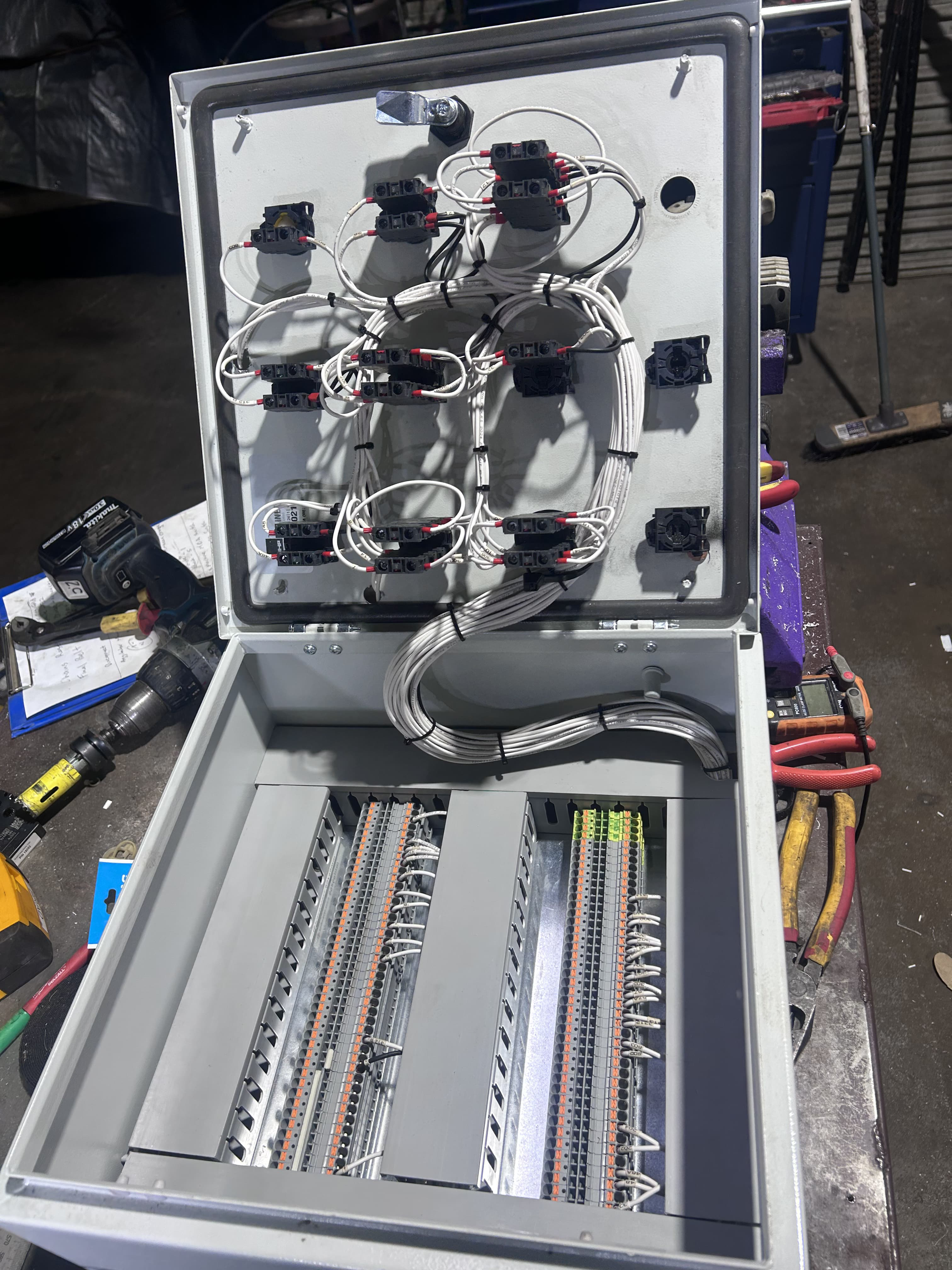 Heavy-duty tray and toolbox fabricated for regional operations